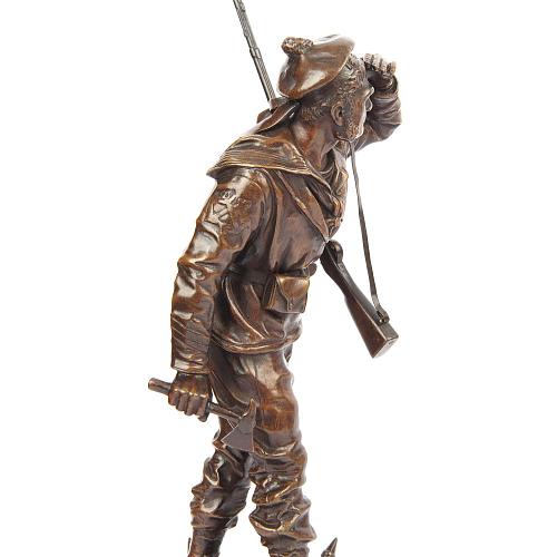 Скульптура «Французский морской пехотинец». Анфри.