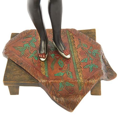 Скульптурная композиция «Шалунья»