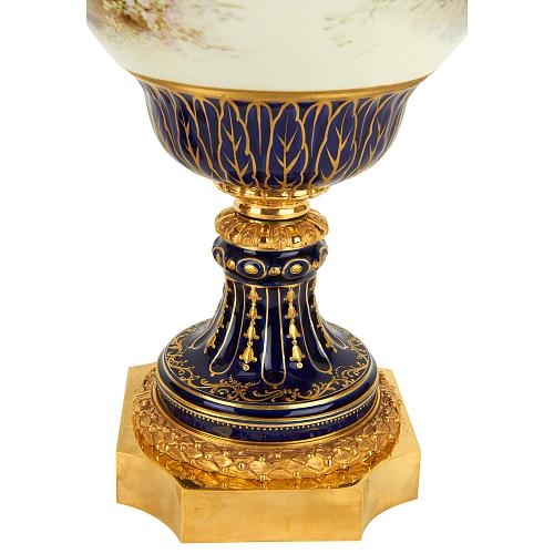 Парные вазы «Девушки и Амуры». Париж.