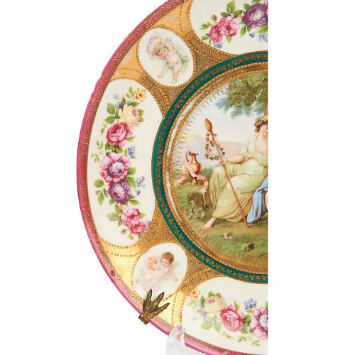 Тарелка с античным сюжетом.