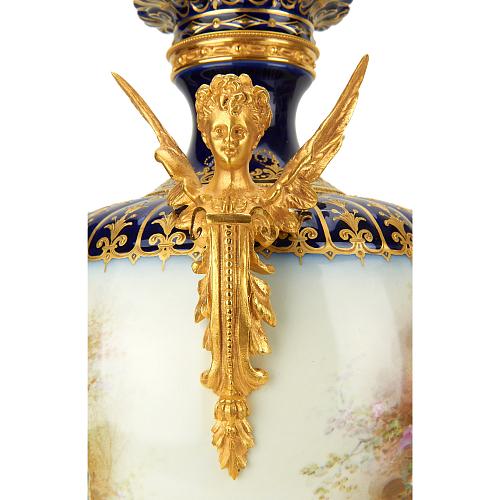 Парные вазы «Девушки и Амуры». Париж.