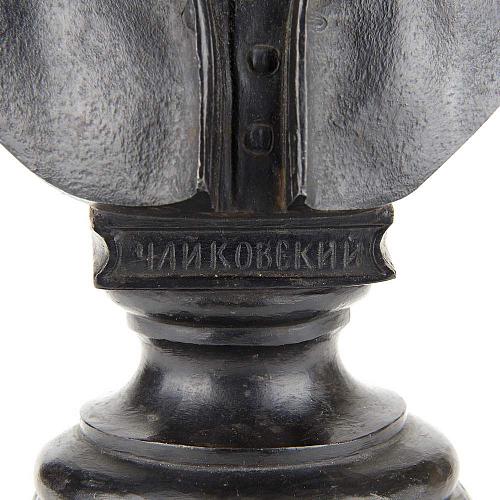 Скульптурный бюст "П.И.Чайковского"
