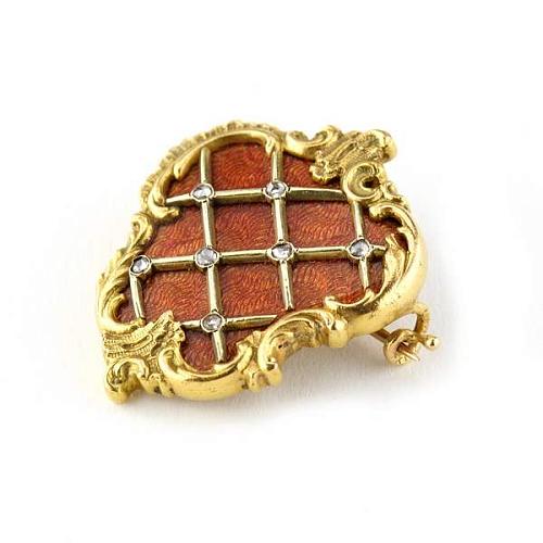 Брошь с алмазами и эмалью. К.Фаберже