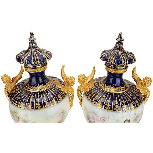 Парные вазы «Девушки и Амуры». Париж.